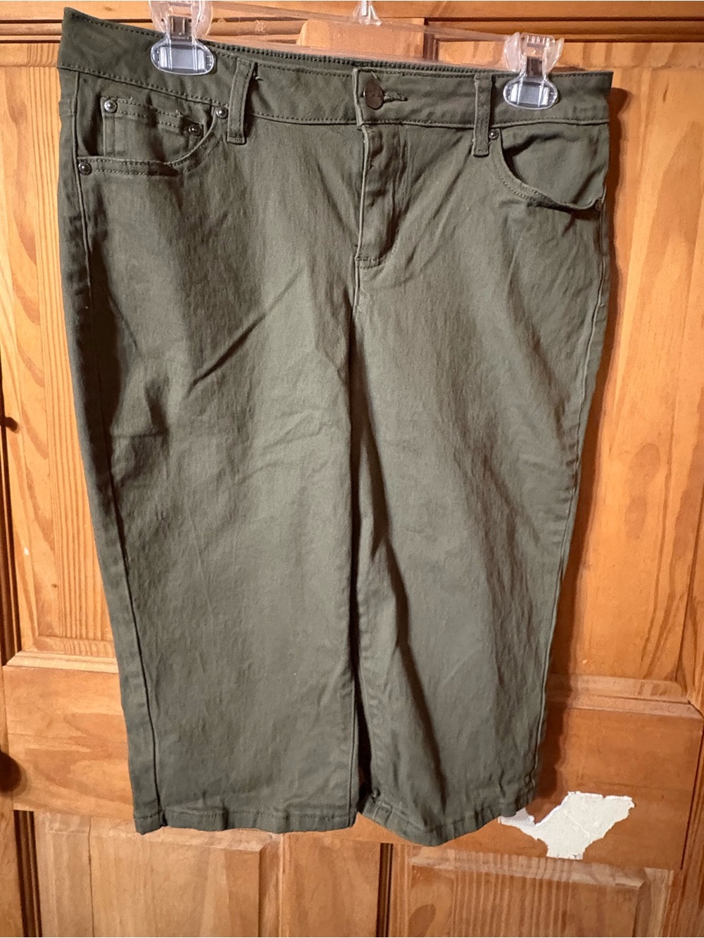 TaylorMade Olive Green Women's Bermuda Shorts